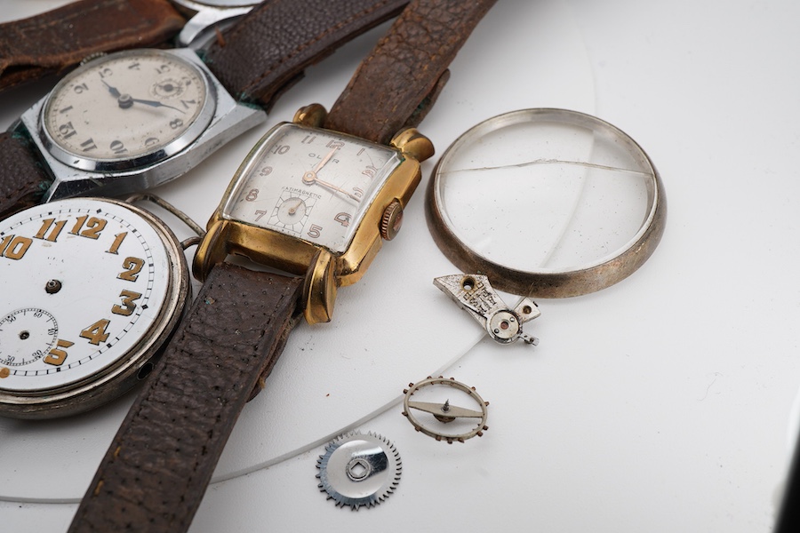 A gentleman's 1930's 9ct gold Vertex manual wind wrist watch, with Arabic dial and subsidiary seconds, case diameter 28mm, together with four other wrist watches including Geneva Sport and a silver fob watch.